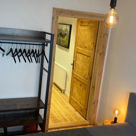 Robert ゲストハウス 4*